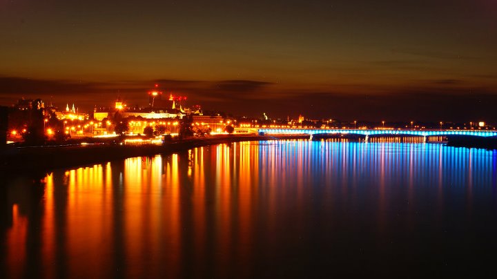 304810_241149822593015_7828939_n