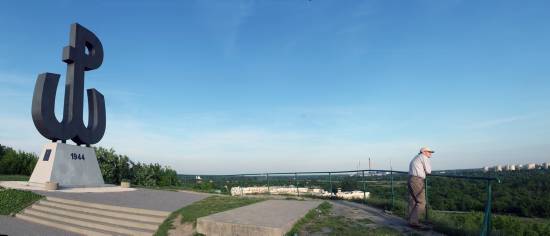 kopiec-powstania-warszawskiego-czerniakowski-01web