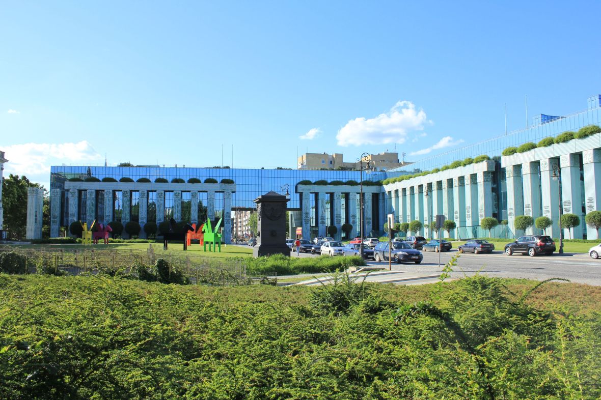 Plac_Krasińskich_(2)